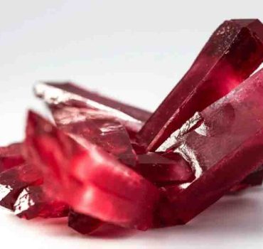 uncut-ruby-gemstone